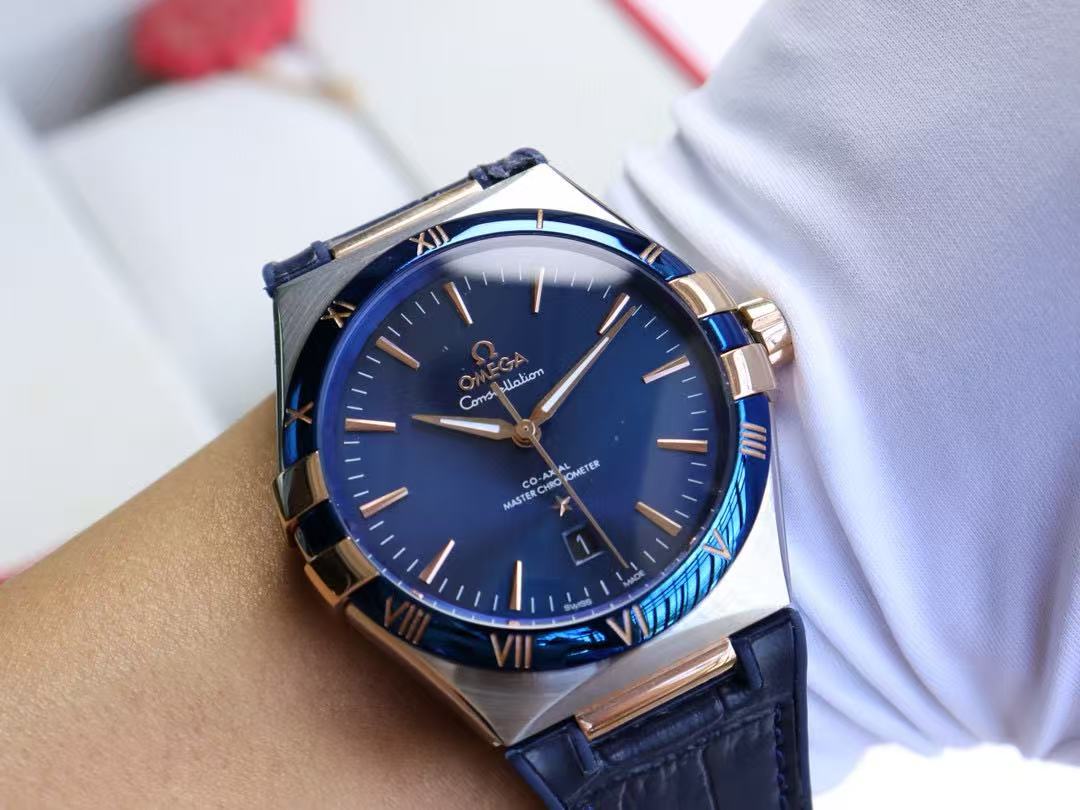 Omega Constellation automatic watch, diameter 41 mm