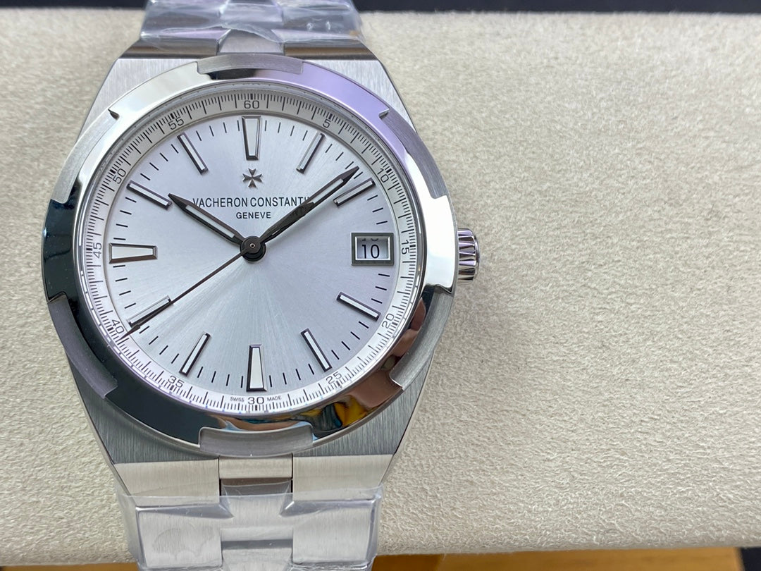 Vacheron Constantin Overseas Automatic Watch, 41mm Diameter