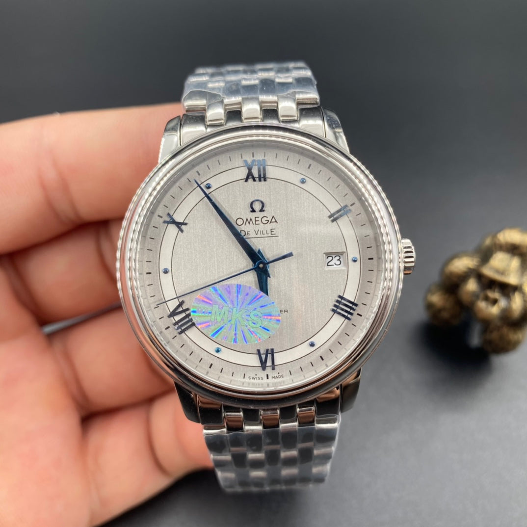 Omega De Ville series automatic winding watch, diameter 39.5 mm.