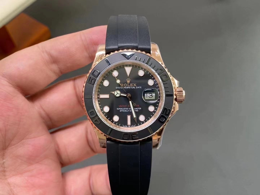 Rolex Yachting Series automatic watch, diameter 42 mm.