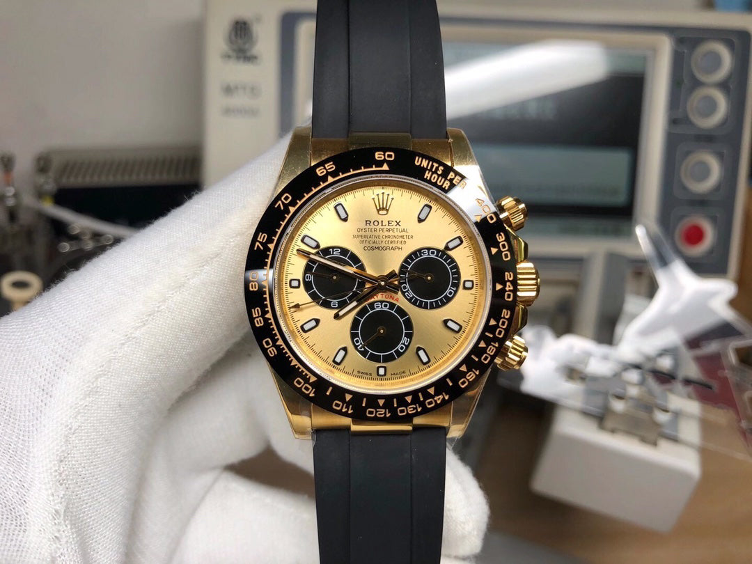Rolex Daytona series automatic watch, diameter 40 mm.
