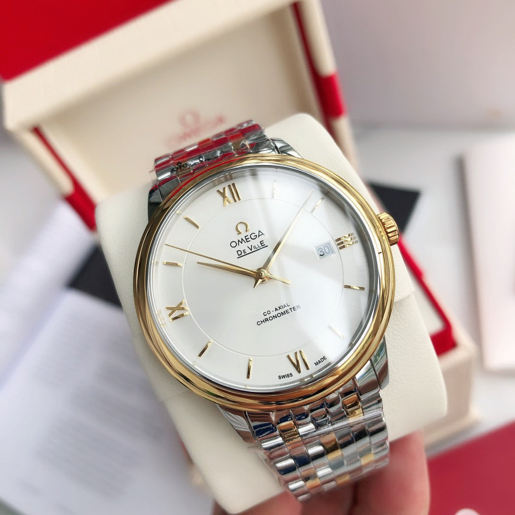 Omega De Ville series automatic winding watch, diameter 39.5 mm.