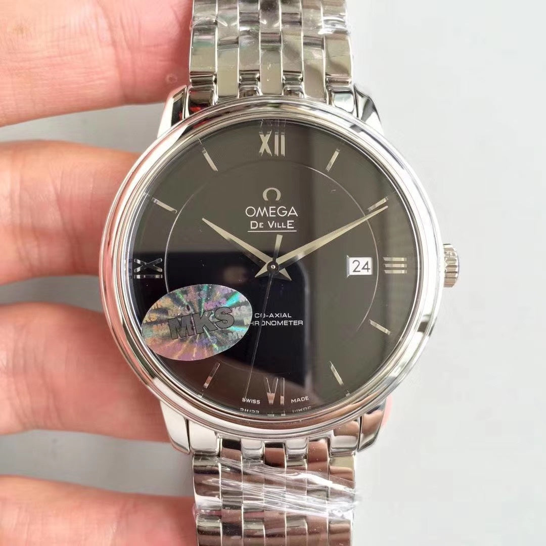 Omega De Ville series automatic winding watch, diameter 39.5 mm.