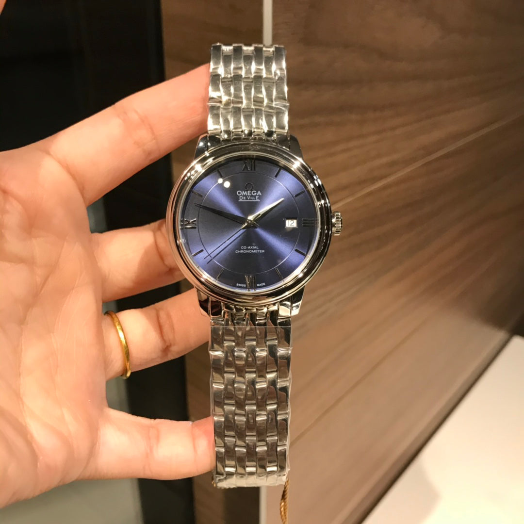 Omega De Ville series automatic winding watch, diameter 39.5 mm.