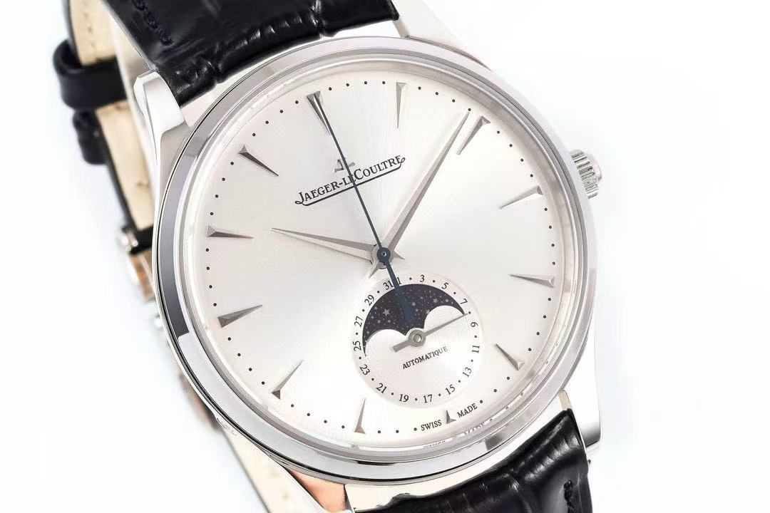 Jaeger-LeCoultre Moon Phase Automatic watch, diameter 42 mm