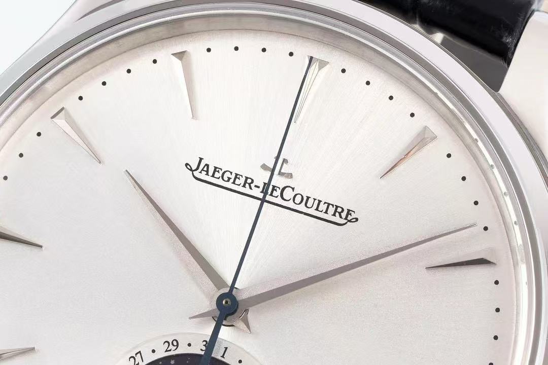 Jaeger-LeCoultre Moon Phase Automatic watch, diameter 42 mm