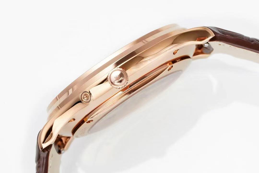 Jaeger-LeCoultre Moon Phase Automatic watch, diameter 42 mm