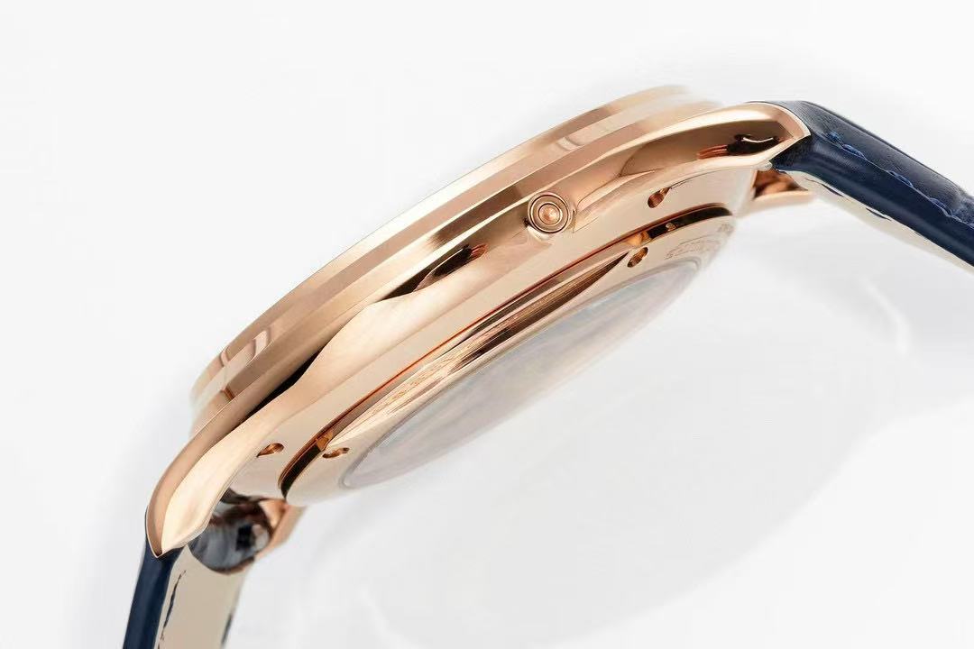Jaeger-LeCoultre Moon Phase Automatic watch, diameter 42 mm