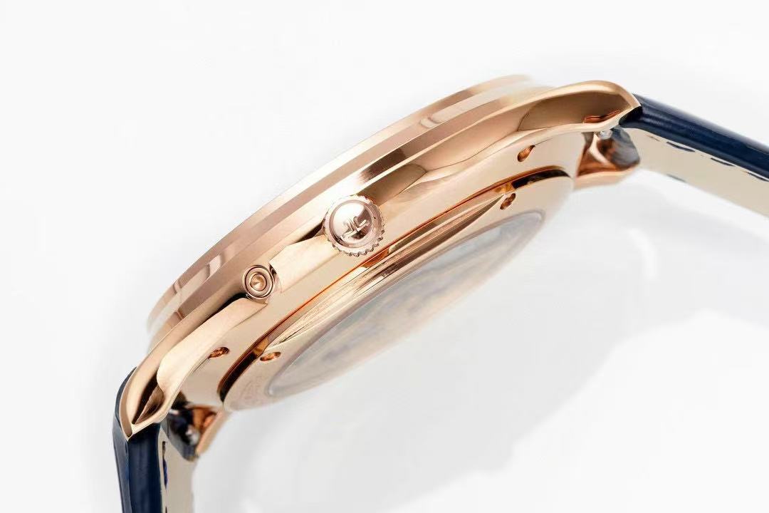 Jaeger-LeCoultre Moon Phase Automatic watch, diameter 42 mm