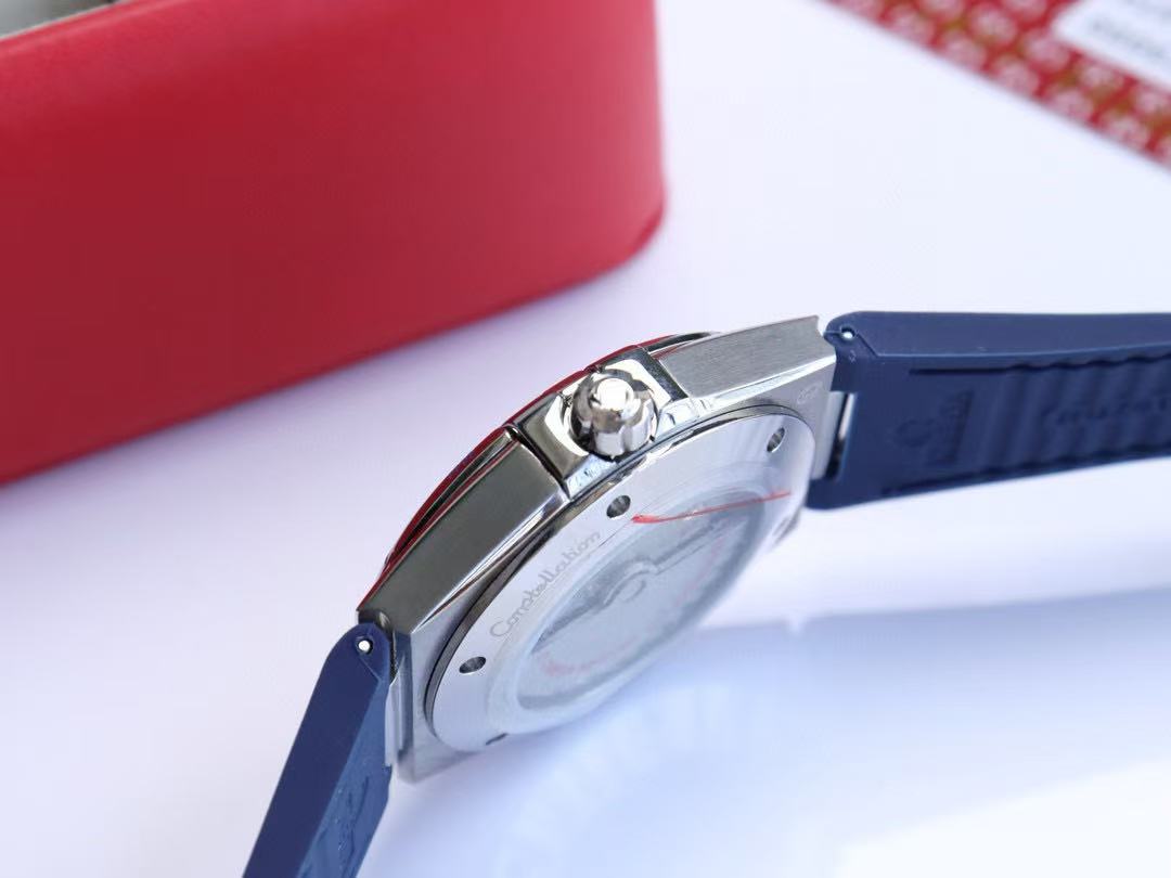 Omega Constellation automatic watch, diameter 41 mm