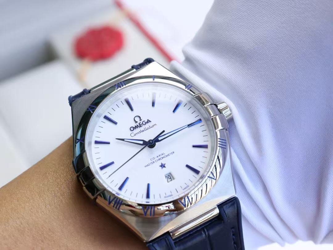 Omega Constellation automatic watch, diameter 41 mm