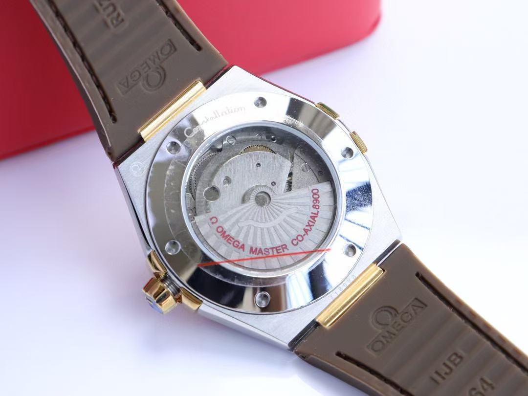 Omega Constellation automatic watch, diameter 41 mm