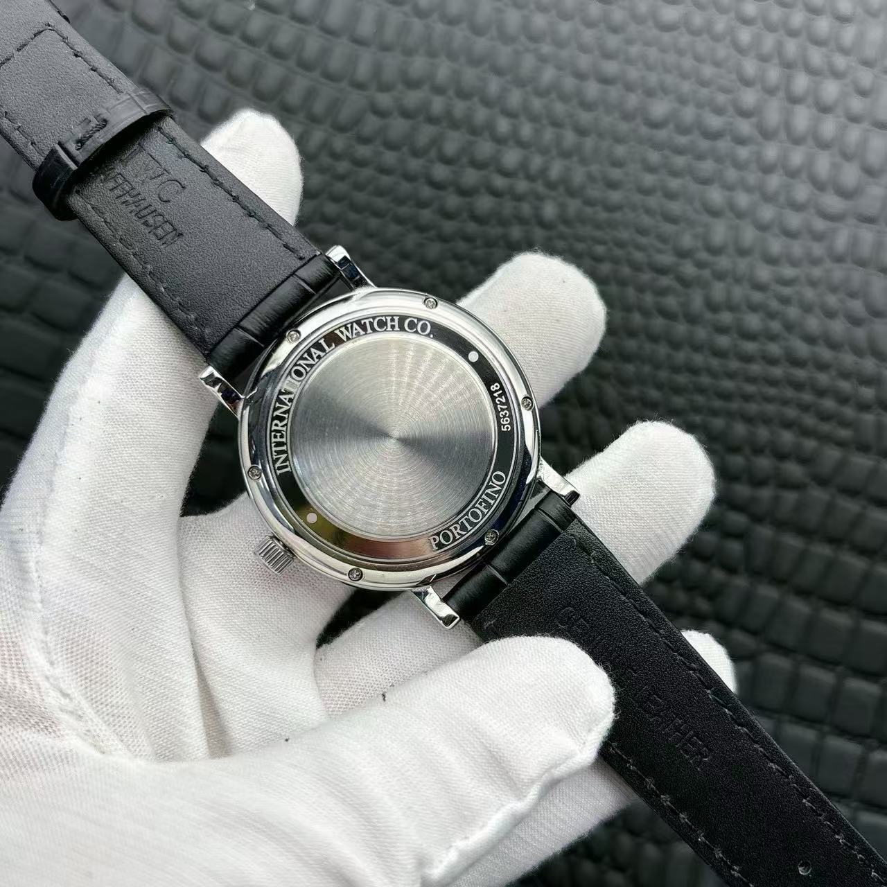 IWC Portofino automatic watch, diameter 42 mm