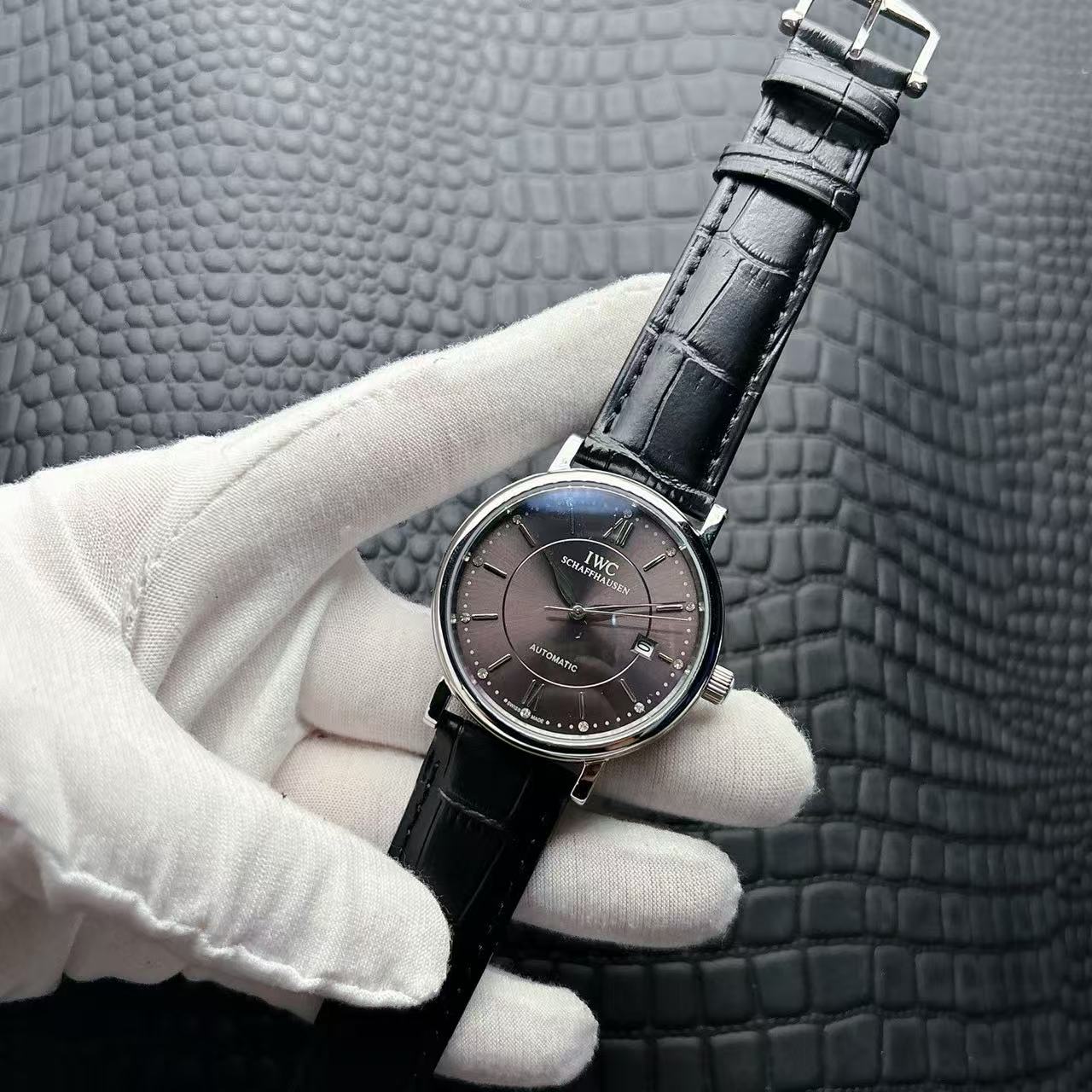 IWC Portofino automatic watch, diameter 42 mm
