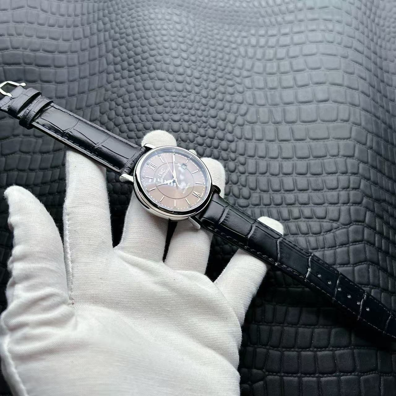 IWC Portofino automatic watch, diameter 42 mm