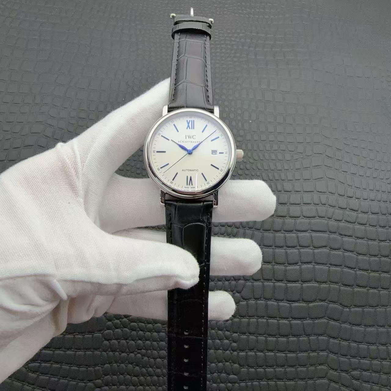 IWC Portofino automatic watch, diameter 42 mm