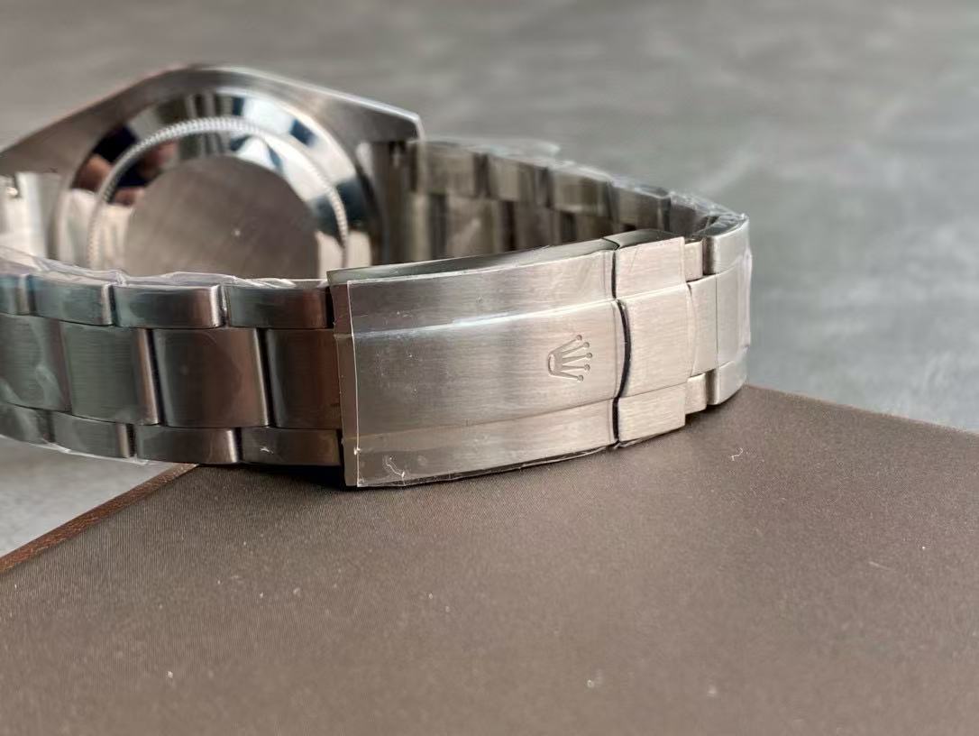 Rolex Perpetual Automatic watch, diameter 41 mm