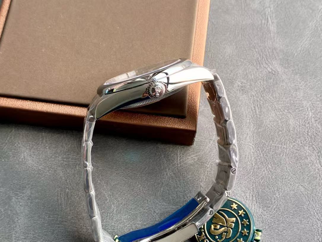 Rolex Perpetual Automatic watch, diameter 41 mm