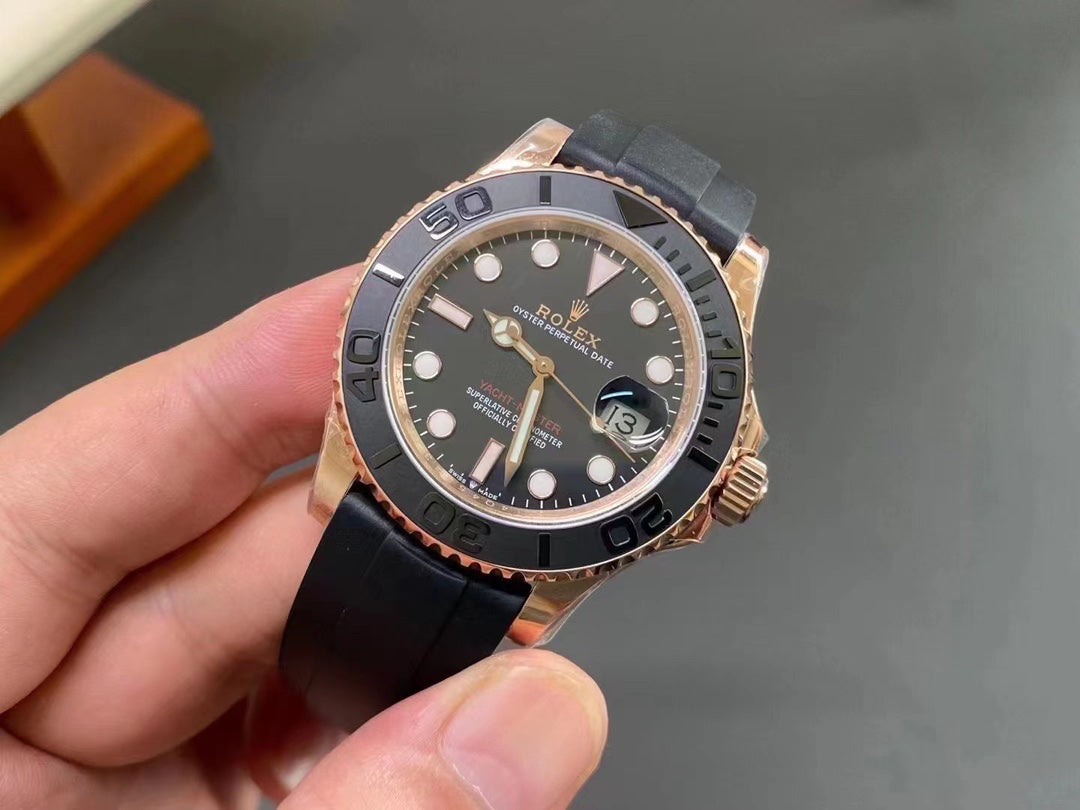 Rolex Yachting Series automatic watch, diameter 42 mm.