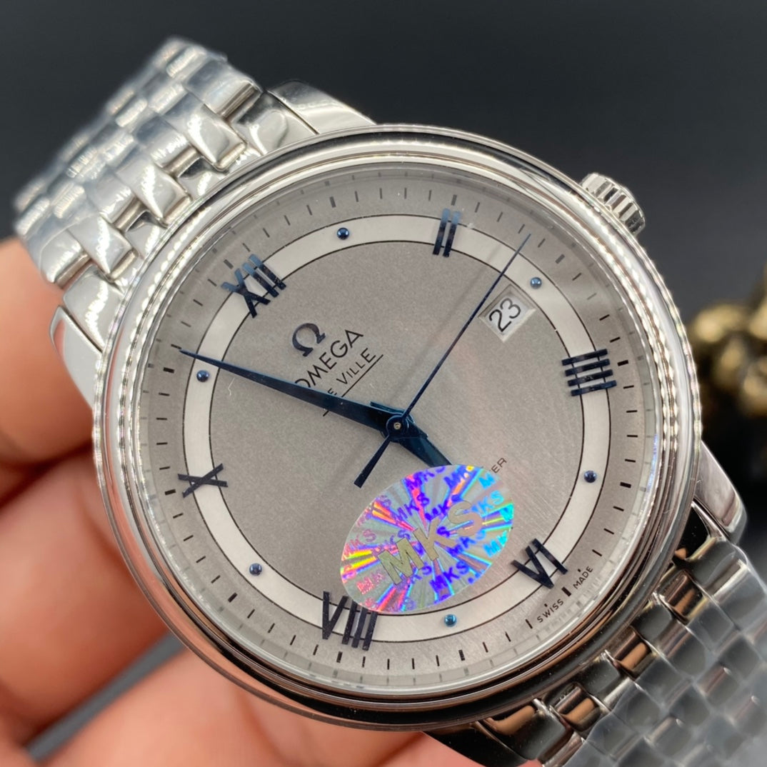 Omega De Ville series automatic winding watch, diameter 39.5 mm.