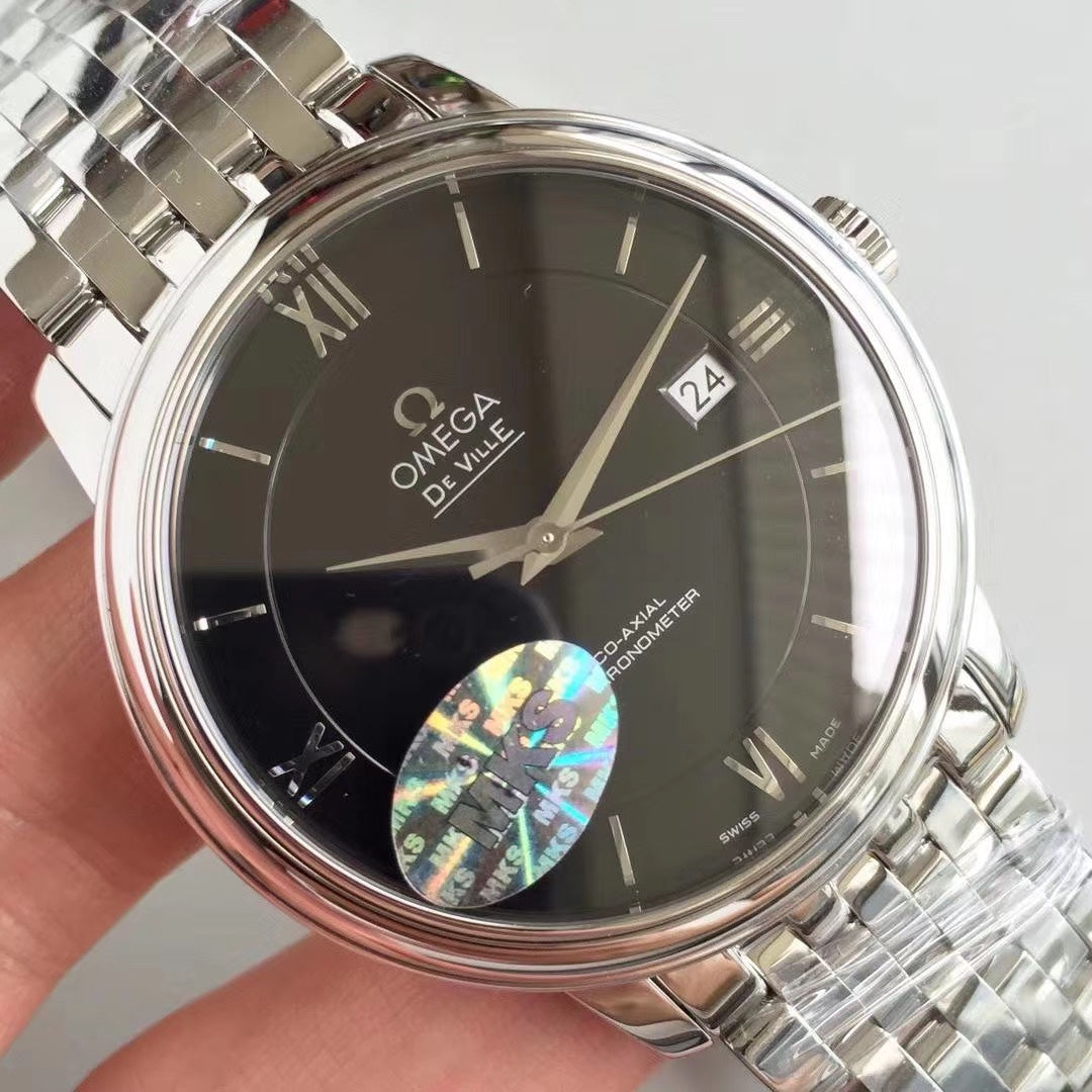 Omega De Ville series automatic winding watch, diameter 39.5 mm.