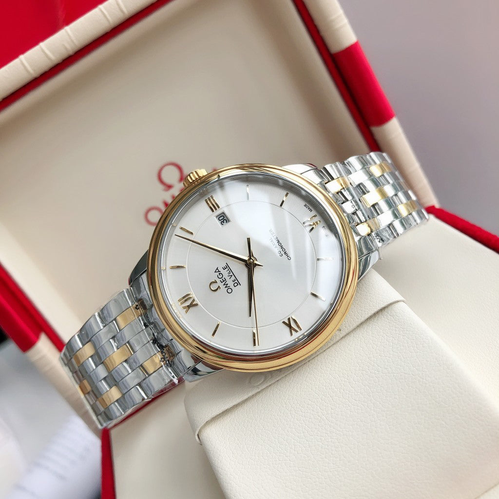 Omega De Ville series automatic winding watch, diameter 39.5 mm.