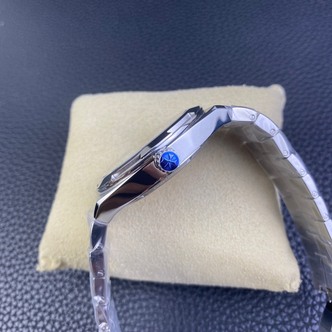 Vacheron Constantin Overseas Automatic Watch, 41mm Diameter