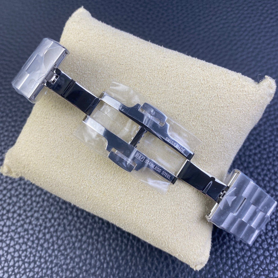 Vacheron Constantin Overseas Automatic Watch, 41mm Diameter