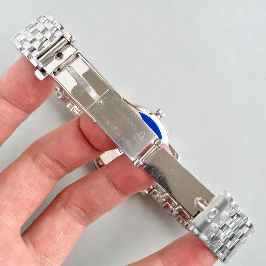 Omega De Ville series automatic winding watch, diameter 39.5 mm.